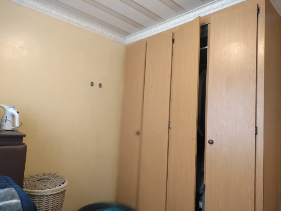 3 Bedroom Property for Sale in Molifi Tau Kloof Free State